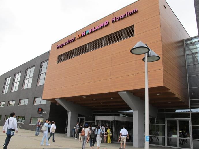 蒂尔堡大学Tilburg University